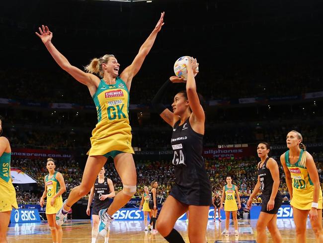 SYDNEY, AUSTRALIA - AUGUST 16:  Maria Tutaia of New Zealand shoots as Laura Geitz of the Diamonds defends during the 2015 Netball World Cup Gold Medal match between Australia and New Zealand at Allphones Arena on August 16, 2015 in Sydney, Australia.  (Photo by Matt King/Getty Images)