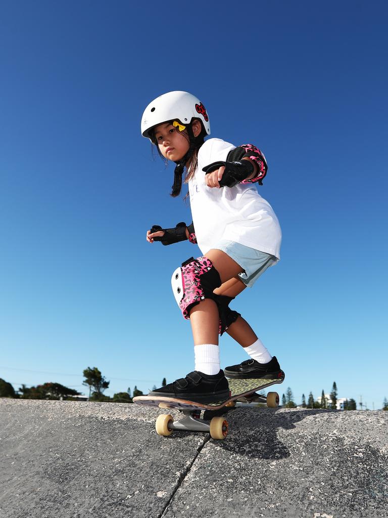 Mana Amakawa at the skate park. Photograph : Jason O’Brien