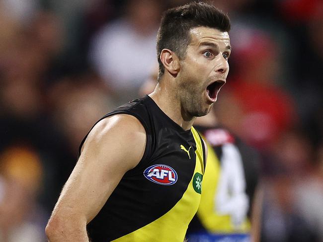 MELBOURNE . 14/04/2023.  AFL . Round 5. Gather Round. Richmond vs Sydney Swans at the Adelaide Oval.  Richmonds Trent Cotchin  reacts towards his Sydney opponents after missing a shot at goal from 30mtr  . Pic: Michael Klein