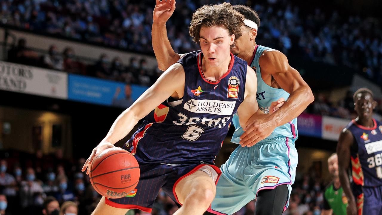 NBL21: Adelaide 36ers defeat New Zealand Breakers, Josh ...