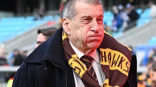 Jeff Kennett has backed the opportunity for the accused to respond to the allegations in the upcoming investigation.