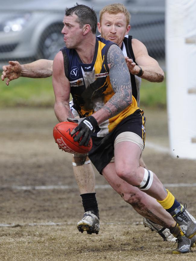 Ryan Donaldson playing for Beaconsfield.