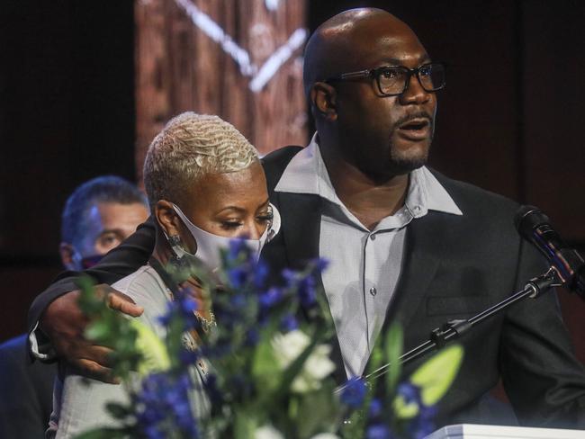 George Floyd's brother Philonise Floyd, right, and cousin Shareeduh Tate. Picture: AP