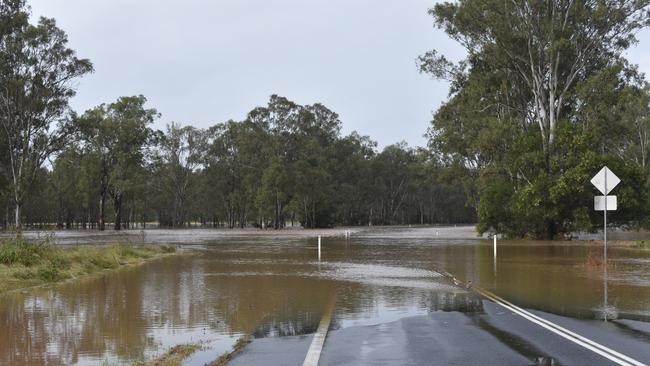 Ipswich Rosewood Rd flooding, Friday, May 13. Picture: Peta McEachern