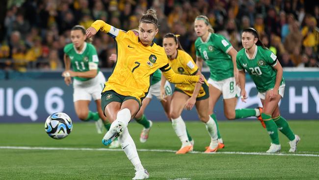 Steph Catley slots home for the spot against Ireland. Picture: Getty Images.