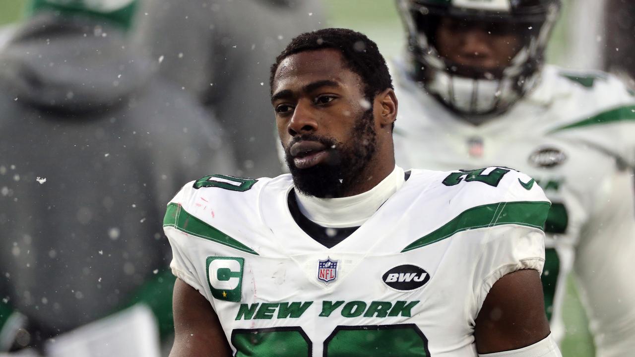 FOXBOROUGH, MA - JANUARY 03:Marcus Maye #20 of the New York Jets follows the action against the New England Patriots at Gillette Stadium on January 3, 2021 in Foxborough, Massachusetts. (Photo by Al Pereira/Getty Images)