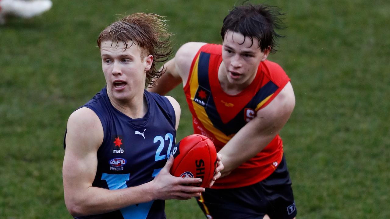 Cam Mackenzie has great poise in traffic. Picture: Dylan Burns/AFL Photos via Getty Images