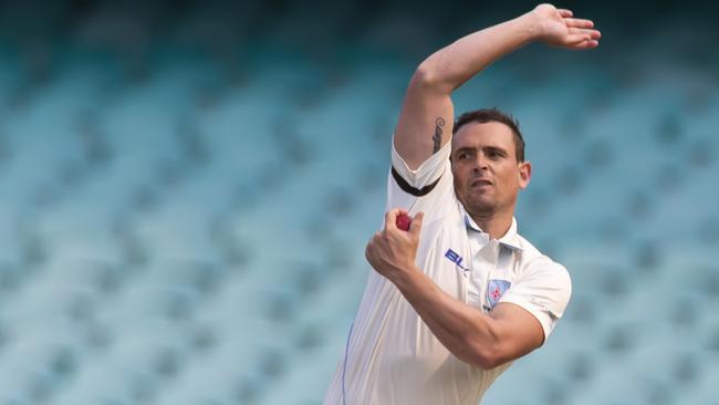 Stephen O'Keefe of the Blues bowls during day 3 of the Sheffield Shield cricket match between New South Wales and Queensland at the SCG in Sydney, Monday, December 9, 2019. (AAP Image/Craig Golding) NO ARCHIVING, EDITORIAL USE ONLY, IMAGES TO BE USED FOR NEWS REPORTING PURPOSES ONLY, NO COMMERCIAL USE WHATSOEVER, NO USE IN BOOKS WITHOUT PRIOR WRITTEN CONSENT FROM AAP