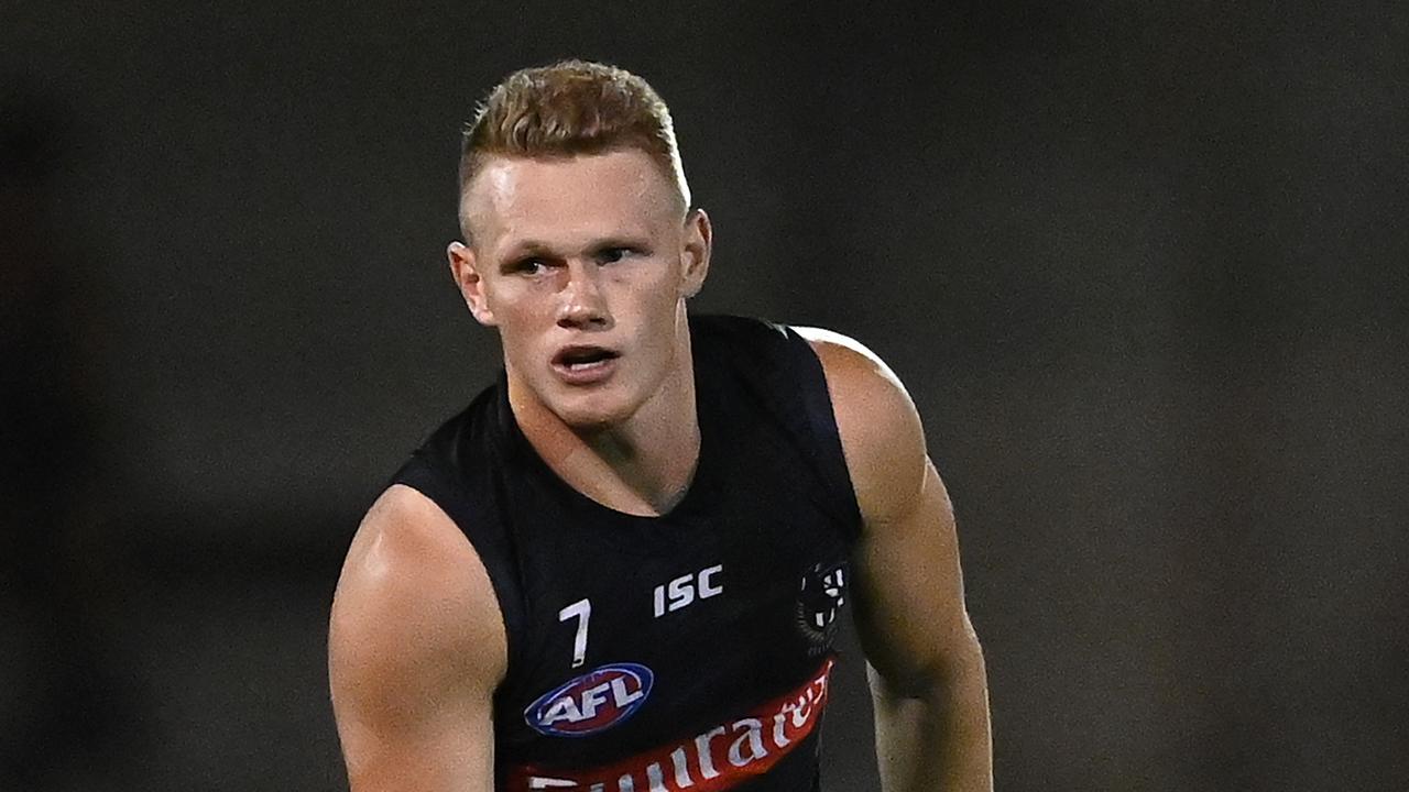 After claiming he has “never considered” leaving Collingwood, Adam Treloar is reportedly on the verge of an ugly stand-off with the club.