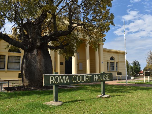 Roma Court House.