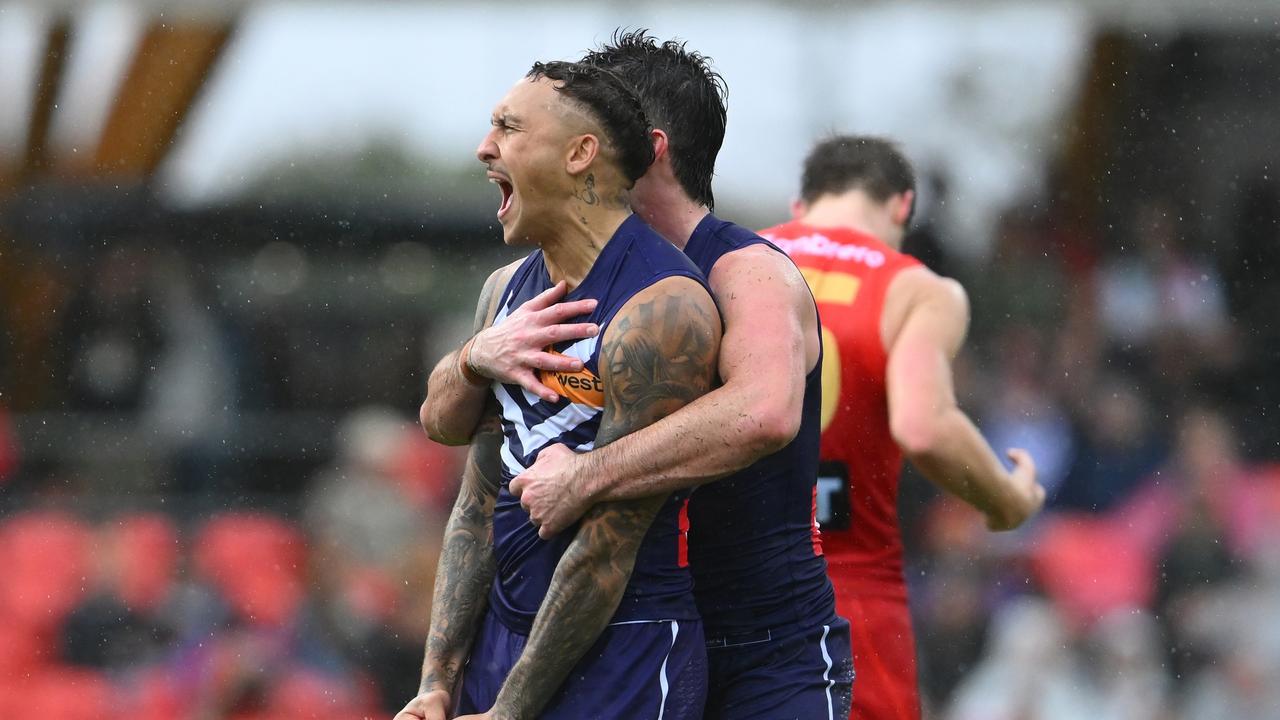 Remember me? Suns haunted by ghosts of Dimma’s past