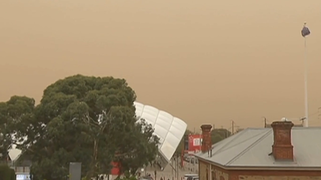 Parts of South Australia swept by major dust storm | Sky News Australia