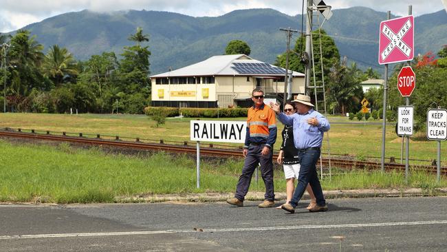 Ross Threlfall, Leah Mickleson and Hill MP Shane Knuth inspect the East Feluga intersection. The Federal Government has just fast tracked and approved funding to upgrade the troublesome section of road.