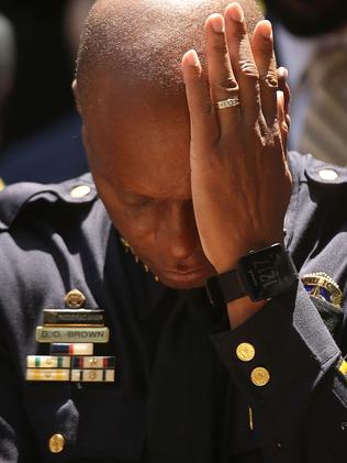 Dallas Shooting: Suspect Identified, 5 Officers Killed In Sniper Attack ...