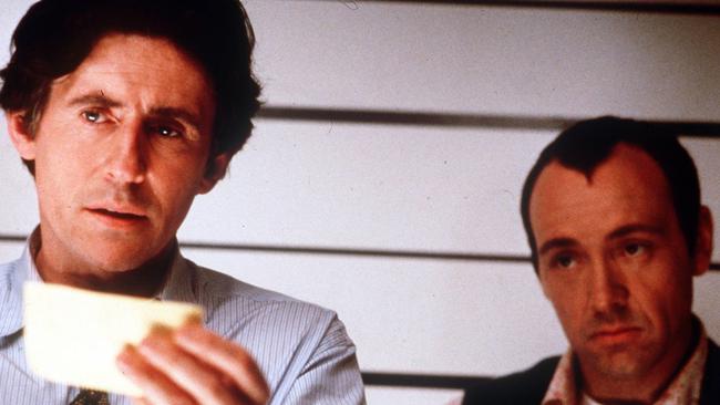 Gabriel Byrne (left) &amp; Kevin Spacey in The Usual Suspects.