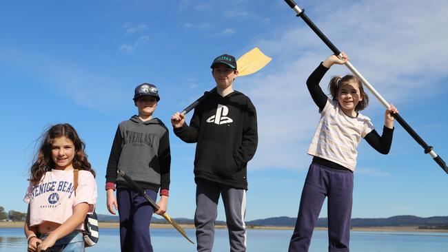 Savannah Horner, Bennett Horner, Ewan Mortimer and Addyson Mortimer getting ready for a day on the water at Leslie Dam (Photo: Zilla Gordon).