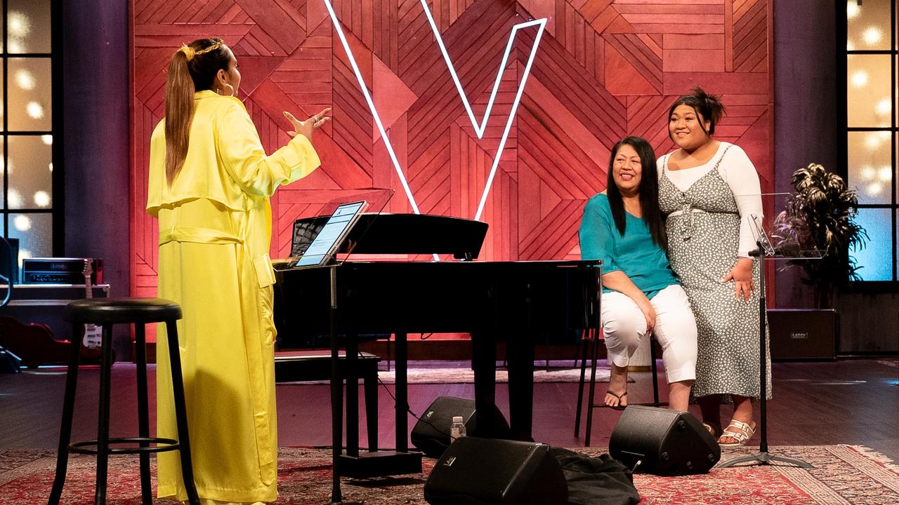 Jessica Mauboy films The Voice with Faith Sosene and her mother, Susana