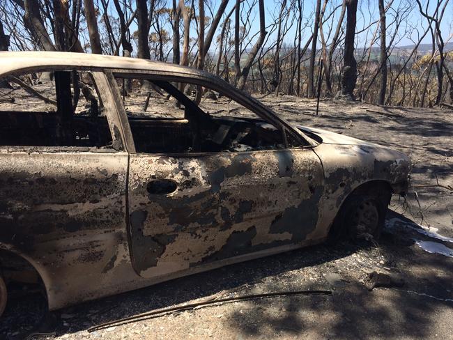 Fire destroyed homes and vehicles near Kersbrook.