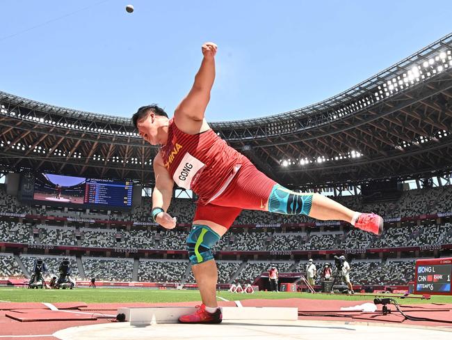 China's Gong Lijiao on the way to the gold medal. Picture: AFP