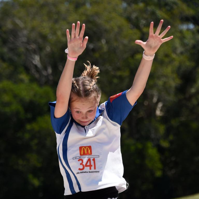 Lillie Howell in action at the Mudgeeraba little athletics competition. (Photo/Steve Holland)