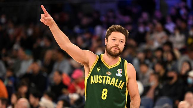 MELBOURNE, AUSTRALIA - JULY 03: Matthew Dellavedova of Australia warms up ahead of the FIBA World Cup Asian Qualifier match between China and the Australia Boomers at John Cain Arena on July 03, 2022 in Melbourne, Australia. (Photo by Morgan Hancock/Getty Images)