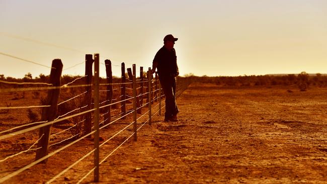 Rain will offer farmers aid, but sadly it won’t be sticking around too long. Picture: AAP Image/David Mariuz