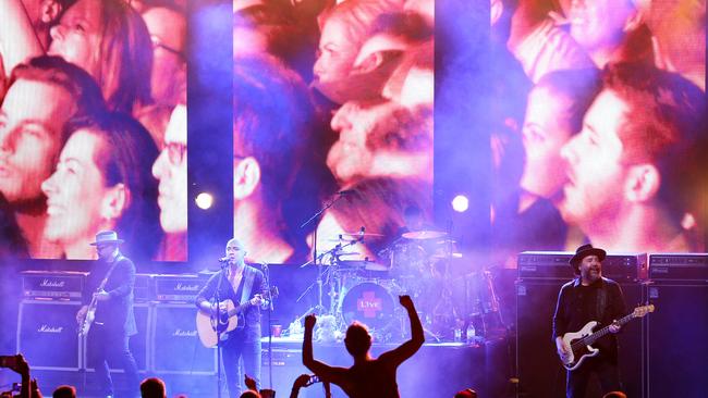 Live plays the Brisbane Riverstage. Picture: AAP Image/Steve Pohlner