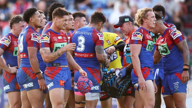 Kalyn Ponga and the Knights dejected after conceding a try (Photo by Matt King/Getty Images)