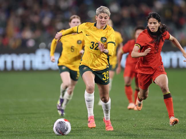 Michelle Heyman had a chance to fire a shot towards goal but opted for a pass to Hayley Raso - which was cleaned up easily. Picture: Getty Images