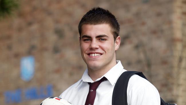 10 May 2008 / Sunday Telegraph, Sport / Penrith reserve grade player Wade Graham at Hills Sports High in Seven Hills prior to his game this afternoon with the Bulldogs