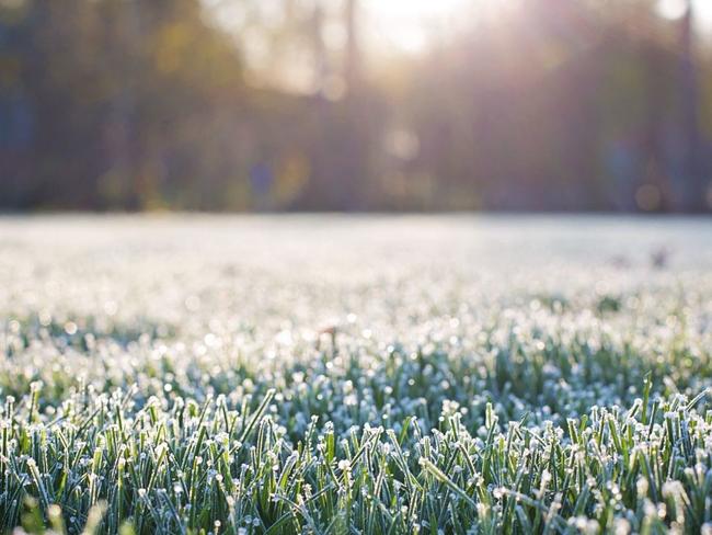 Cold snap as city temperatures plummet below zero