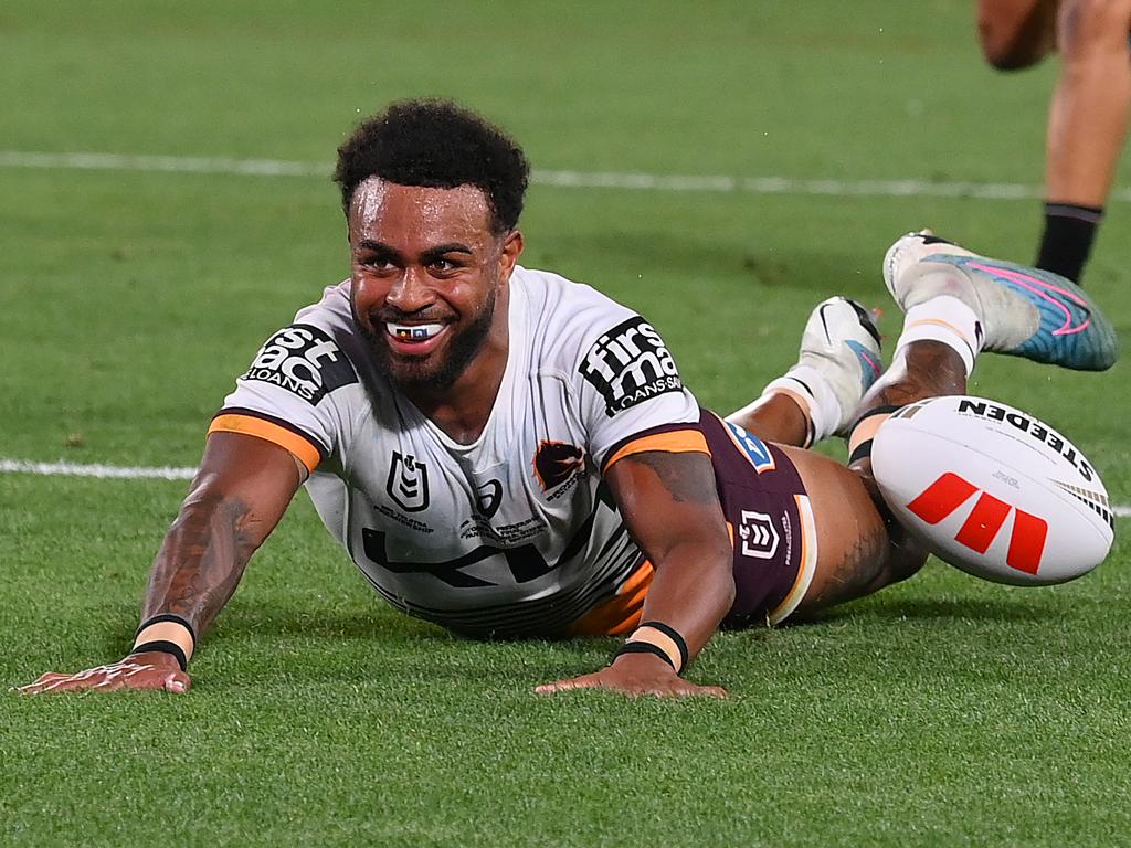 Raiders make it four in a row in NRL Magic Round opener