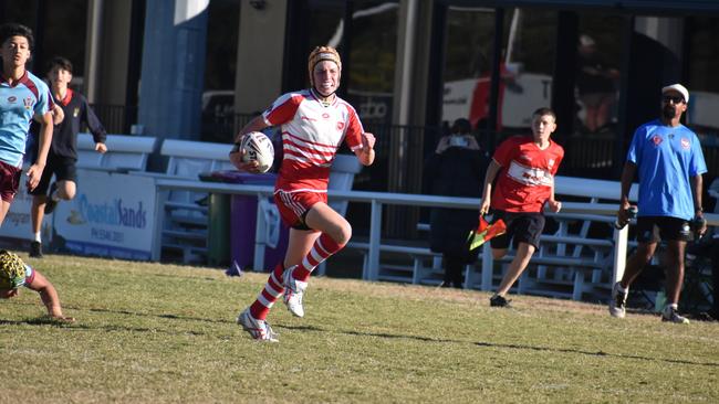 Renouf Shield action: Keebra Park v Palm Beach Currumbin.