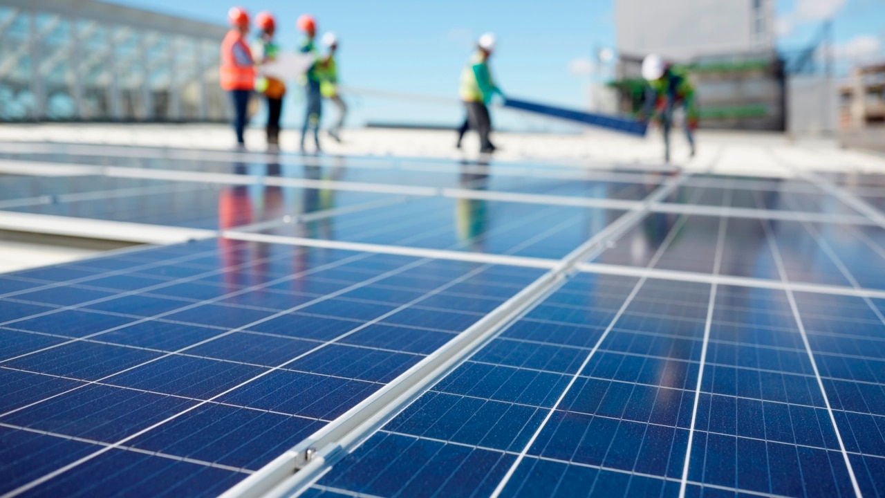 Australia's largest rooftop solar installation to be built in Sydney's south-west