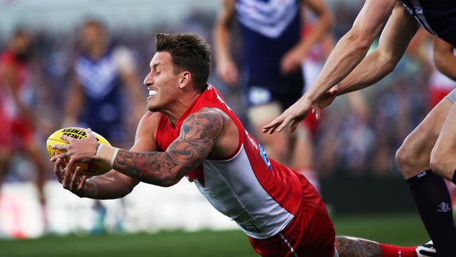 Jesse White marks against Fremantle. Picture: Hillyard