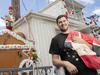 Let it snow – machine back on for popular Xmas lights display