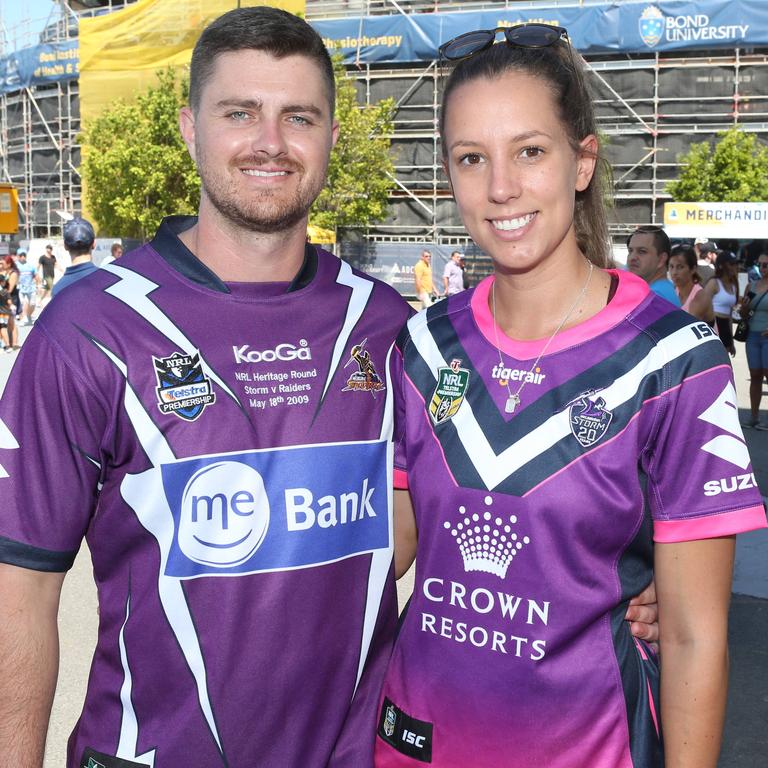 21 photos Titans v Storm pre game Gold Coast Bulletin