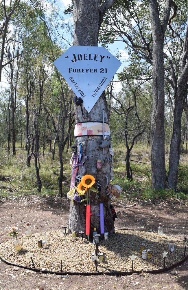 The memorial at the site of the crash along Lake Callide Dr at Valentine Plains. Picture: Aden Stokes