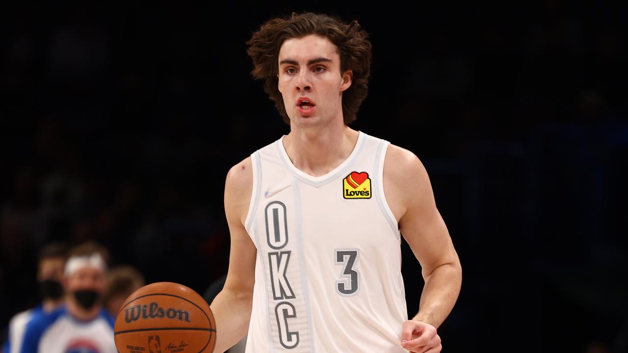 Josh Giddey in action for Oklahoma City Thunder. Photo by Zach Beeker/NBAE via Getty Images.