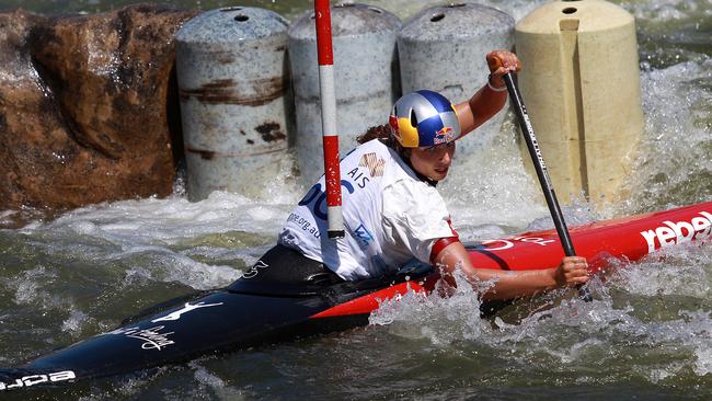 Jessica Fox claims canoe kayak titles, Amanda Lulham ...