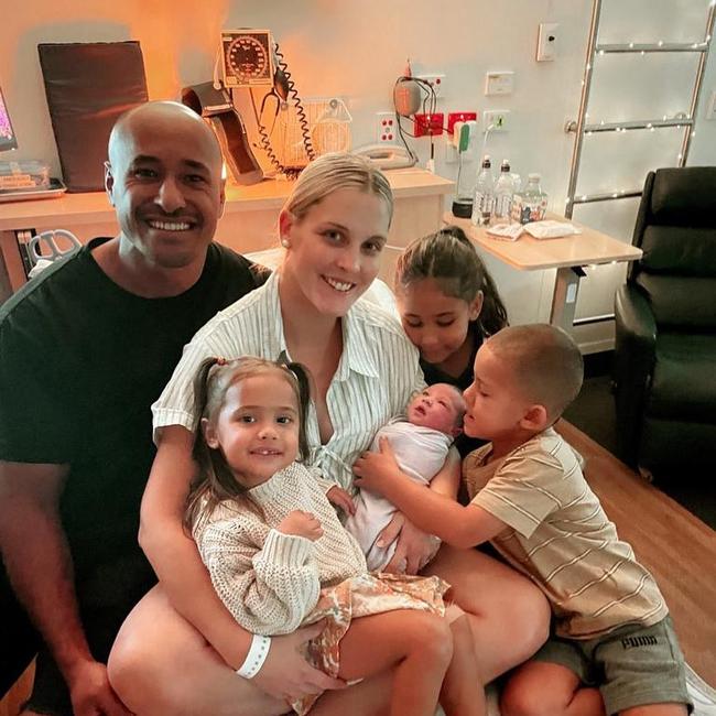 Bek and Felise Kaufusi with their four kids, Indiana, Orlando, Atarah and Zendaya Clare. Photo: Instagram.