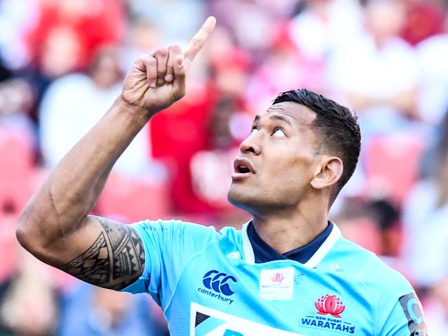 JOHANNESBURG, SOUTH AFRICA - JULY 28:  Israel Folau of the Waratahs celebrates after scoring a try during the  Super Rugby semi final match between Emirates Lions and Waratahs at Emirates Airline Park on July 28, 2018 in Johannesburg, South Africa. (Photo by Sydney Seshibedi/Gallo Images/Getty Images)