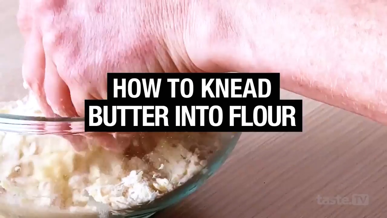 How to rub butter into flour to make scones