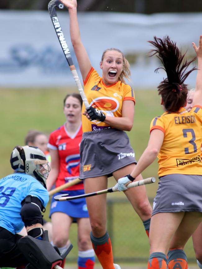 Ruby Harris of the Blaze celebrates a goal.(AAP Image/Kelly Barnes)