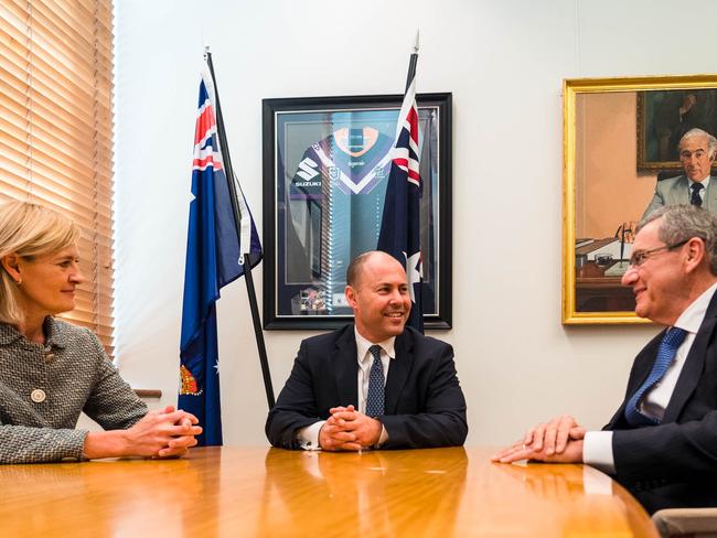 Treasurer Frydenberg with new ASIC Chair Joe Longo and Deputy Sarah Court.