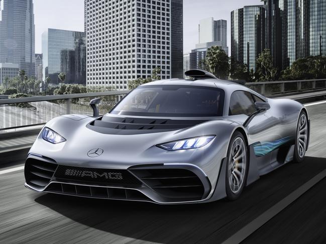 Showcar Mercedes-AMG Project ONE, zweisitziger Supersportwagen-mit modernster und effizientester Formel 1-Hybrid-Technologie, High Performance Plug-in Hybrid Antriebsstrang mit 1,6-Liter-V6-Turbobenzinmotor und vier Elektromotoren // Showcar Mercedes-AMG Project ONE, two-seater supersports car with the very latest and efficient, fully-fledged Formula 1 hybrid technology, high-performance plug-in hybrid drive system with 1.6 1.6-litre V6 turbocharged petrol engine and four electric motors