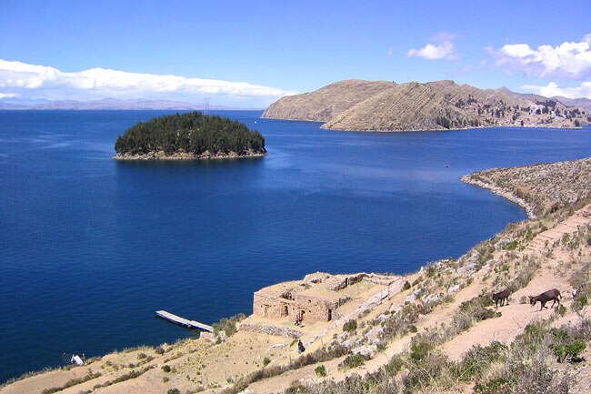 <strong>LAKE TITICACA, BOLIVIA AND PERU</strong> <p>Lake Titicaca, which sits at the highest point above sea level of any lake in the world, is located on the border of Bolivia and Peru / Flickr user Phillie Casablanca</p>