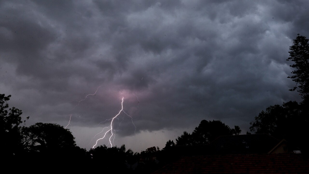 Parts of Victoria battered by wild weather conditions