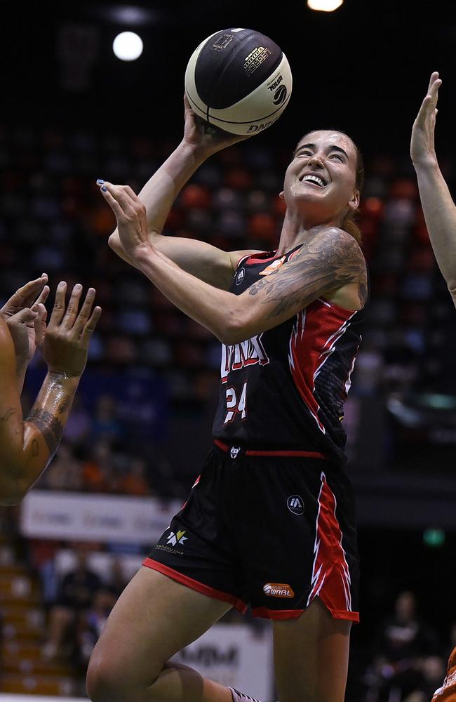 Anneli Maley of the Lynx takes a shot during the WNBL match between Townsville Fire and Perth Lynx at Townsville Entertainment Centre, on December 31, 2023, in Townsville, Australia. (Photo by Ian Hitchcock/Getty Images)