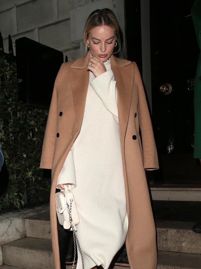 Margot Robbie wearing The Row on a night out at Annabel's club in Mayfair on January 27, 2020 in London, England. Photo by Ricky Vigil M/GC Images